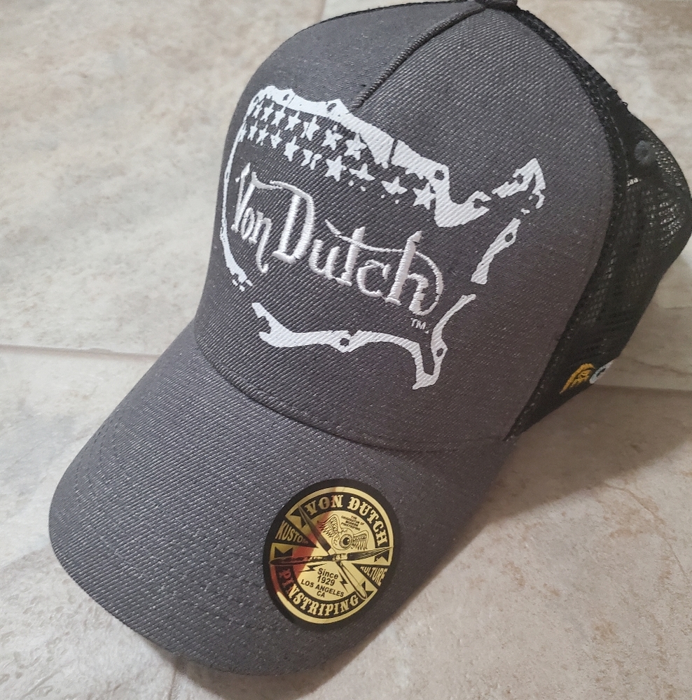 Von Dutch trucker hat